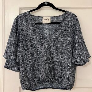 Navy floral top